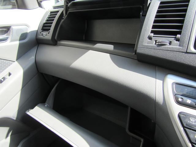 プラタナ Uセレクション ワンオーナー禁煙車・地デジHDDナビ・バックカメラ・フロントカメラ・ビルトインETC・両側パワースライドドア・パワーバックドア・スマートキー・パドルシフト・ディスチャージヘッドライト(23枚目)