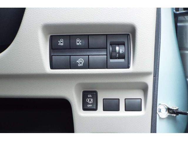 左右ワンタッチパワースライドドア＆左右ハンズフリーオートスライドドア機能付き