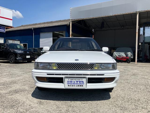 スプリンター ＳＥサルーン　リミテッドＧ　累計販売２００万台特別仕様車　ハイメカツインカムエンジン　５速マニュアル　６連メーター　レースハーフカバー　ゴールドエンブレム　純正カセット＆ＣＤ　純正ホイールキャップ　Ｒ１３４ａレトロフィット（4枚目）