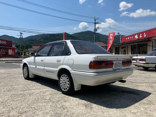 スプリンター ＳＥサルーン　リミテッドＧ　累計販売２００万台特別仕様車　ハイメカツインカムエンジン　５速マニュアル　６連メーター　レースハーフカバー　ゴールドエンブレム　純正カセット＆ＣＤ　純正ホイールキャップ　Ｒ１３４ａレトロフィット（5枚目）