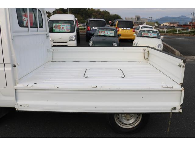 アクティトラック ＳＤＸ　４ＷＤ　５ＭＴ　エアコン　パワーステアリング　エアバッグ　荷台あおり止チェーン付　作業灯　走行距離約５１０００ｋｍ（22枚目）