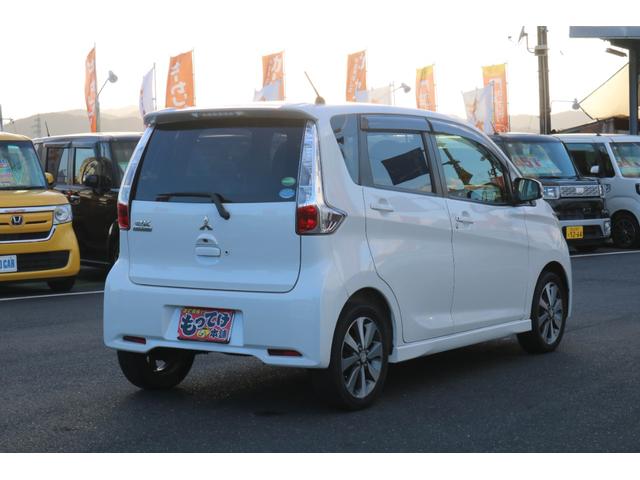 ｅＫカスタム Ｔ　１年保証　ターボ　プッシュスタート　ＨＩＤヘッドライト　オートライト　純正１５インチアルミホイール　ＨＤＤナビ　フルセグＴＶ　Ｂｌｕｅｔｏｏｔｈ　バックカメラ　オートエアコン　パワーウィンドウ（29枚目）