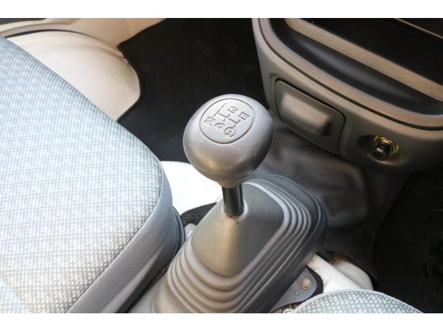 ハイゼットトラック エアコン・パワステ スペシャル 1年保証 4WD 5MT エアコン パワーステアリング 荷台ゴムマット付き 3方開(3枚目)
