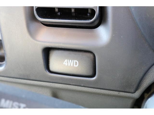 ハイゼットトラック エアコン・パワステ スペシャル 1年保証 4WD 5MT エアコン パワーステアリング 荷台ゴムマット付き 3方開(4枚目)