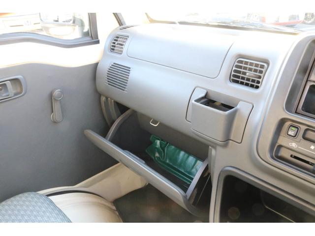 ハイゼットトラック エアコン・パワステ スペシャル 1年保証 4WD 5MT エアコン パワーステアリング 荷台ゴムマット付き 3方開(12枚目)