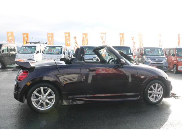 コペン アクティブトップ　電動ルーフ　４ＡＴ　ＭＴモード付　ターボ　ブーストメーター　ＥＣＵコントローラー　ＨＩＤヘッドライト　１４インチアルミホイール　外品エアロウィング　キーレス　ＳＤナビ　ワンセグＴＶ　ＣＤ再生　ＥＴＣ（24枚目）