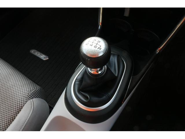 ＣＲ－Ｚ α　６ＭＴ　ハイブリッド　クルーズコントロール　純正ＨＤＤナビ　バックカメラ　ＨＩＤヘッドライト　スマートキー　ＥＴＣ　純正１６インチアルミホイール（3枚目）