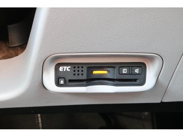 ＣＲ－Ｚ α　６ＭＴ　ハイブリッド　クルーズコントロール　純正ＨＤＤナビ　バックカメラ　ＨＩＤヘッドライト　スマートキー　ＥＴＣ　純正１６インチアルミホイール（16枚目）