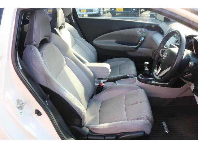 ＣＲ－Ｚ α　６ＭＴ　ハイブリッド　クルーズコントロール　純正ＨＤＤナビ　バックカメラ　ＨＩＤヘッドライト　スマートキー　ＥＴＣ　純正１６インチアルミホイール（20枚目）