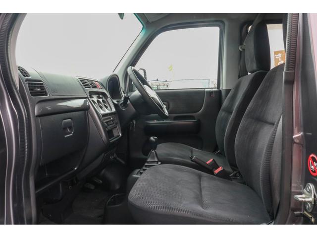 バモス Ｇ　１年保証　４ＷＤ　５ＭＴ　両側スライドドア　社外１３インチアルミホイール　エアコン　パワーステアリング　パワーウィンドウ　ＣＤデッキ（18枚目）