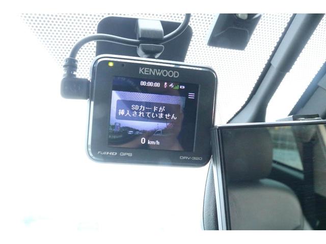 プリウス Ｇツーリングセレクションレザーパッケージ　１年保証　３０型後期モデル　クルーズコントロール　ＬＥＤヘッドライト　エンジンスターター付　ハーフレザーシート　パワーシート　８インチナビ　バックカメラ　純正アルミホイール　ＴＥＩＮ車高調（24枚目）