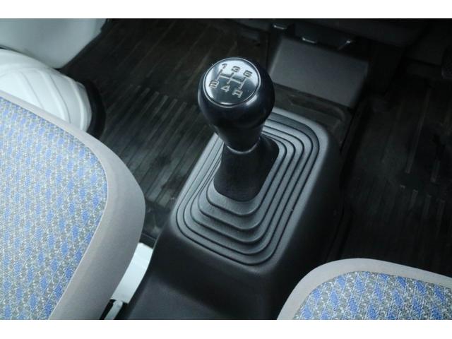 アクティトラック ＳＤＸ　平成２３年　アクティトラック　ＳＤＸ　４ＷＤ　５ＭＴ　エアコン　パワーステアリング　エアバッグ　純正ラジオデッキ（6枚目）