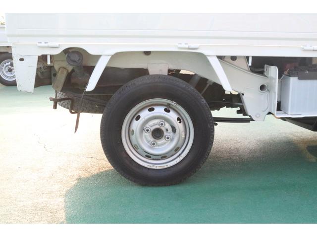 ハイゼットトラック エアコン・パワステ　ツインカムスペシャル　４ＷＤ　５ＭＴ　エアコン　パワステ　社外１２インチアルミホイール（18枚目）