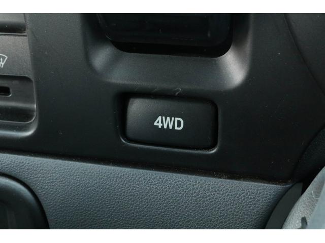 ハイゼットカーゴ 　１年保証　４ＷＤ　両側スライドドア　エアコン　パワーステアリング　集中ドアロック　タイヤ前後グッドイヤー２０２５年製（4枚目）