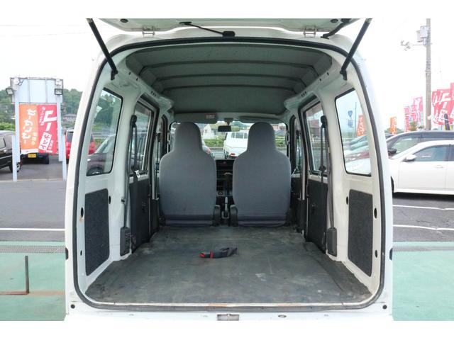 ハイゼットカーゴ 　１年保証　４ＷＤ　両側スライドドア　エアコン　パワーステアリング　集中ドアロック　タイヤ前後グッドイヤー２０２５年製（16枚目）