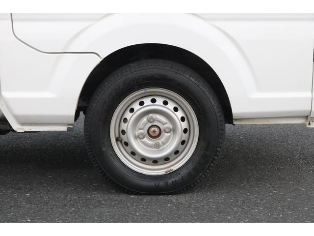 キャリイトラック ＫＣエアコン・パワステ　１年保証　４ＷＤ　３速ＡＴ　エアコン　パワーステアリング　３方開（19枚目）