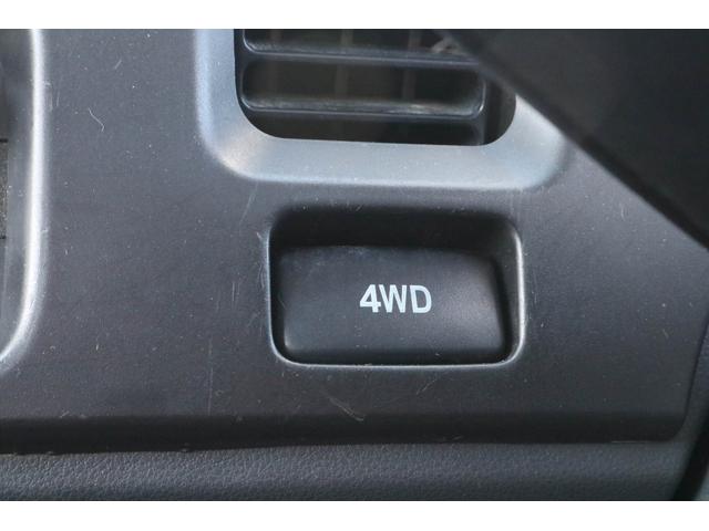 ハイゼットトラック 1年保証 4WD 5MT エアコン パワステ パートタイム4WD 荷台3方開 車検整備付(4枚目)