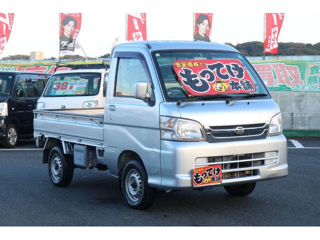 ハイゼットトラック 　４ＷＤ　５ＭＴ　キーレス　エアコン　パワーステアリング　パワーウィンドウ　ＥＴＣ　ＣＤデッキ　３方開　荷台ゴムマット２枚（5枚目）