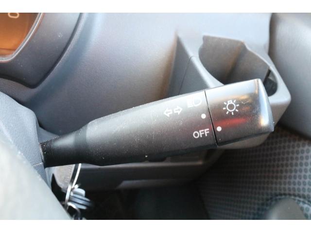 ハイゼットトラック 　４ＷＤ　５ＭＴ　キーレス　エアコン　パワーステアリング　パワーウィンドウ　ＥＴＣ　ＣＤデッキ　３方開　荷台ゴムマット２枚（10枚目）