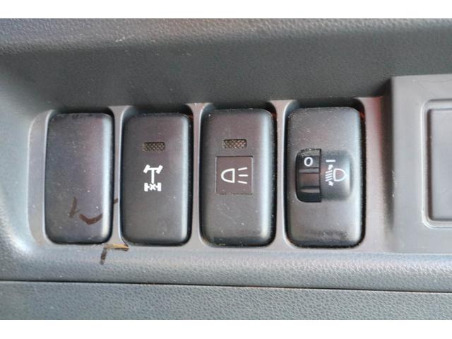 ハイゼットトラック 　４ＷＤ　５ＭＴ　キーレス　エアコン　パワーステアリング　パワーウィンドウ　ＥＴＣ　ＣＤデッキ　３方開　荷台ゴムマット２枚（11枚目）