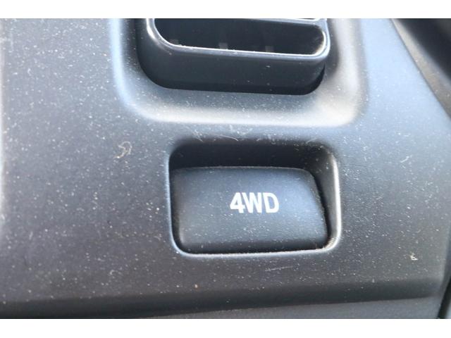 ハイゼットトラック エアコン・パワステ スペシャル 4WD 3速AT エアコン パワーステアリング 純正ラジオデッキ 荷台3方開 荷台チェーン付き(4枚目)