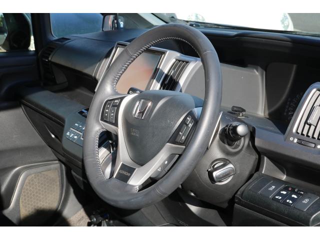 ステップワゴンスパーダ Z クールスピリット 1年保証 両側電動スライドドア HIDヘッドライト クルーズコントロール パドルシフト 純正17インチアルミホイール メモリーナビ フルセグTV フリップダウンモニター アイドリングストップ ETC(8枚目)