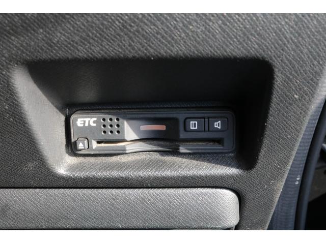 ステップワゴンスパーダ Z クールスピリット 1年保証 両側電動スライドドア HIDヘッドライト クルーズコントロール パドルシフト 純正17インチアルミホイール メモリーナビ フルセグTV フリップダウンモニター アイドリングストップ ETC(15枚目)