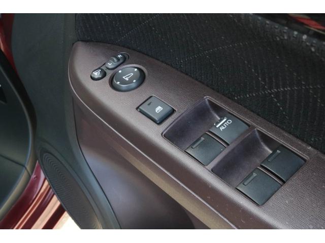 N-ONE プレミアム・Lパッケージ 1年保証 プッシュスタート HIDヘッドライト 純正14インチアルミホイール ワンセグTV オートエアコン パワーステアリング ETC(14枚目)