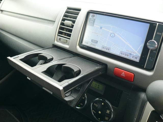 ハイエースバン ロングスーパーＧＬ　３型　ディーゼルターボ　４ＷＤ　キーレス　純正ナビＴＶ　バックカメラ　ブルートゥース対応ナビ　ＨＩＤヘッドライト　プラド純正１７インチＡＷ　ドラレコ　ＥＴＣ　純正後期テール　タイミングベルト交換済（16枚目）