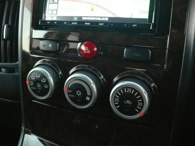 デリカD:5 シャモニー 4WD キーフリー 両側パワースライドドア 社外ナビTV バックカメラ フリップダウンモニター 社外16インチAW ホワイトレタータイヤ マッドフリップ ETC ドラレコ HIDライト(16枚目)