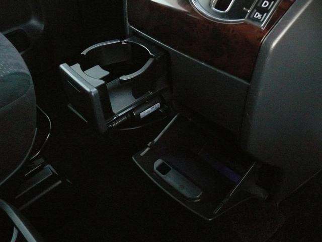 デリカD:5 シャモニー 4WD キーフリー 両側パワースライドドア 社外ナビTV バックカメラ フリップダウンモニター 社外16インチAW ホワイトレタータイヤ マッドフリップ ETC ドラレコ HIDライト(21枚目)