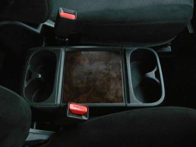 デリカD:5 シャモニー 4WD キーフリー 両側パワースライドドア 社外ナビTV バックカメラ フリップダウンモニター 社外16インチAW ホワイトレタータイヤ マッドフリップ ETC ドラレコ HIDライト(22枚目)