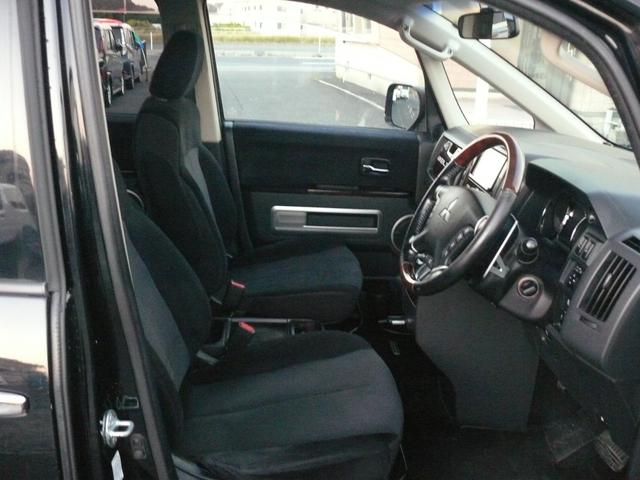 デリカD:5 シャモニー 4WD キーフリー 両側パワースライドドア 社外ナビTV バックカメラ フリップダウンモニター 社外16インチAW ホワイトレタータイヤ マッドフリップ ETC ドラレコ HIDライト(25枚目)