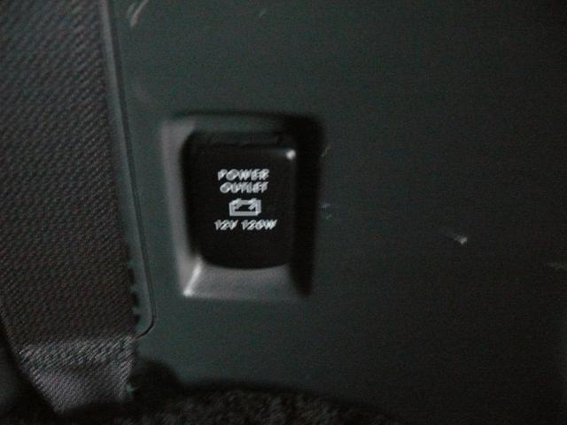 デリカD:5 シャモニー 4WD キーフリー 両側パワースライドドア 社外ナビTV バックカメラ フリップダウンモニター 社外16インチAW ホワイトレタータイヤ マッドフリップ ETC ドラレコ HIDライト(30枚目)