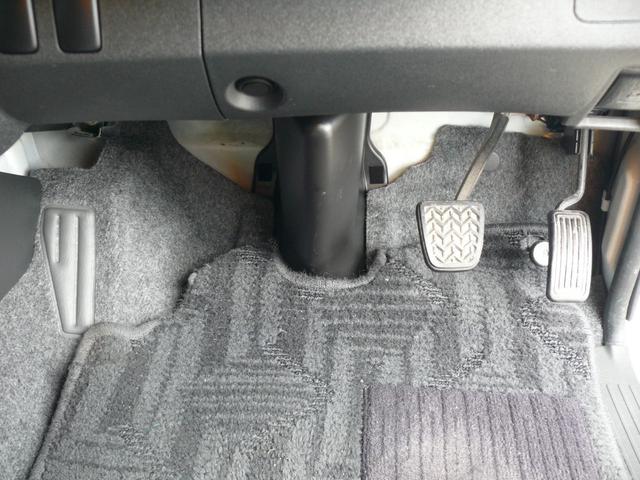 ハイエースバン ロングスーパーGL 4WD ディーゼル キーレス 社外ナビTV バックモニター ローダウン 社外テール 社外16インチAW ドラレコ ETC タイミングベルト交換済(20枚目)