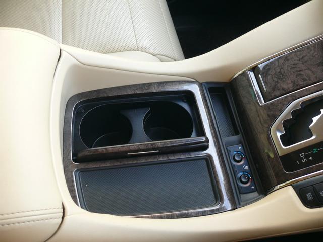 アルファードハイブリッド エグゼクティブラウンジ キーフリー プッシュスタート トヨタセーフティセンス 本革ベージュシート 全方位カメラ 純正ナビTV 後席天井モニター デジタルインナーミラー ドラレコ ETC モデリスタエアロ 両側パワスラ(20枚目)