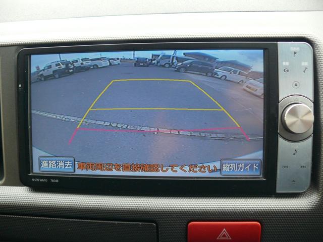 ハイエースワゴン ＧＬ　４ＷＤ　キーレス　ＨＩＤヘッドライト　パワースライドドア　１０人乗　純正ナビＴＶ　バックカメラ　社外１６インチＡＷ　ホワイトレタータイヤ　ＥＴＣ（14枚目）