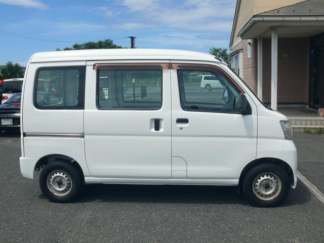 スペシャル エアコン パワステ パートタイム4WD 集中ドアロック 純正ラジオ タイミングチェーンエンジン(4枚目)