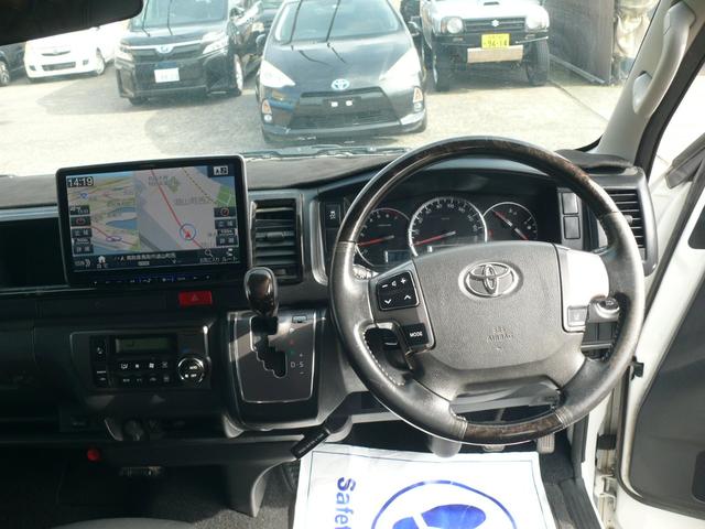 ハイエースバン スーパーＧＬ　ダークプライム　キーフリー　プッシュスタート　ローダウン　ＬＥＤライト　両側スライドドア　ハーフレザーシート　ＥＴＣ２．０　アルパインナビＴＶ　バックカメラ　ドラレコ　トヨタセーフティセンス　トヨタ純正１７インチＡＷ（10枚目）