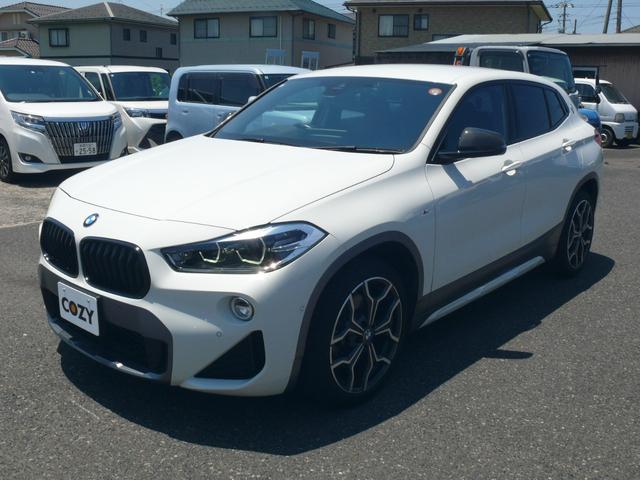 Ｘ２ ｘＤｒｉｖｅ　２０ｉ　ＭスポーツＸ　４ＷＤターボ　キーフリー　プッシュスタート　純正ナビ　ブルートゥース対応ナビ　バックカメラ　純正１９インチＡＷ　黒革シート　前席シートヒーター　前席パワーシート　ＥＴＣ　ＬＥＤライト　パワーバックドア（9枚目）