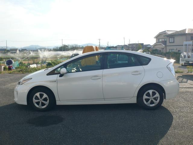 プリウス S キーフリー プッシュスタート 社外ナビTV ブルートゥース対応ナビ バックカメラ ETC 純正15インチAW HIDヘッドライト(8枚目)