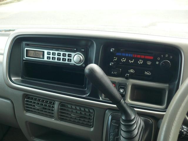 ディアスワゴン ベースグレード タフパッケージ 4WD 3速オートマ キーレス 純正CDデッキ 純正13インチAW リアヒーター プライバシーガラス(12枚目)