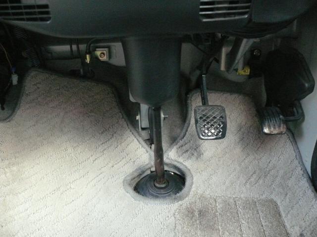 ディアスワゴン ベースグレード タフパッケージ 4WD 3速オートマ キーレス 純正CDデッキ 純正13インチAW リアヒーター プライバシーガラス(18枚目)