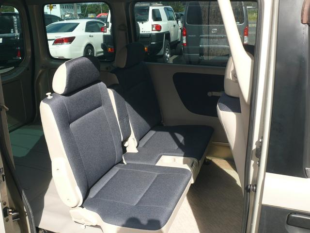 ディアスワゴン ベースグレード タフパッケージ 4WD 3速オートマ キーレス 純正CDデッキ 純正13インチAW リアヒーター プライバシーガラス(20枚目)