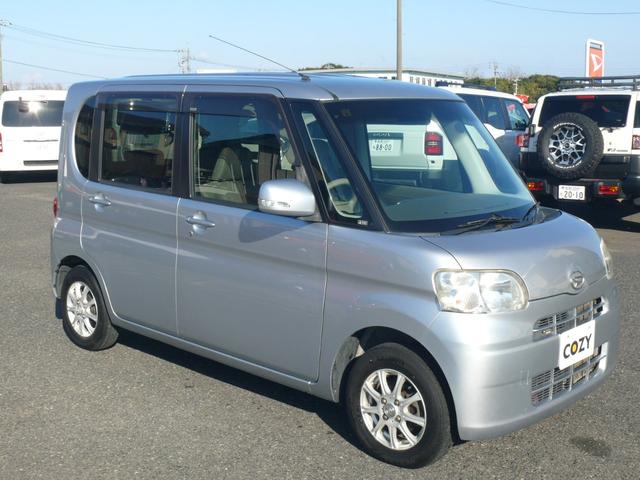 タント Ｘ４ＷＤセレクション　４ＷＤ　キーフリー　社外１３インチＡＷ　左後パワースライドドア　純正ＣＤデッキ　プライバシーガラス　タイミングチェーンエンジン（3枚目）