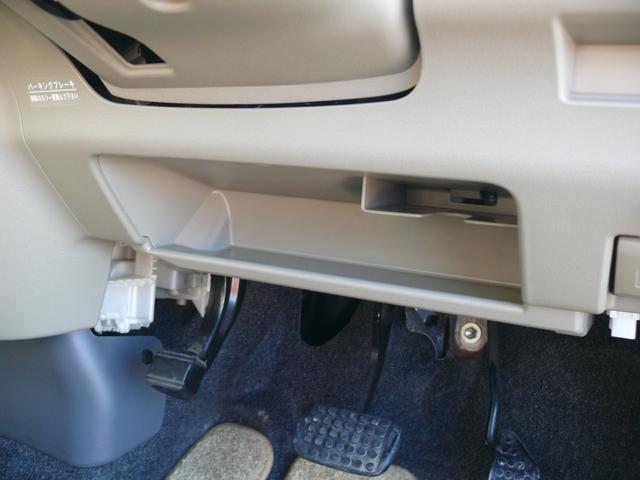 タント Ｘ４ＷＤセレクション　４ＷＤ　キーフリー　社外１３インチＡＷ　左後パワースライドドア　純正ＣＤデッキ　プライバシーガラス　タイミングチェーンエンジン（32枚目）