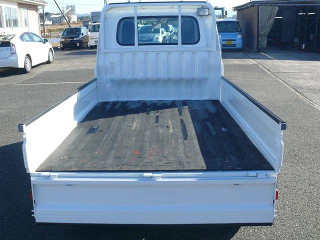 ハイゼットトラック エアコン・パワステスペシャルＶＳ　エアコン　パワステ　５速ミッション　パートタイム４ＷＤ　タイミングチェーンエンジン　純正ラジオ　同色全塗装済（21枚目）