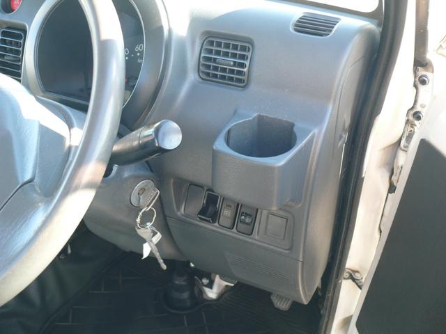 ハイゼットトラック エアコン・パワステスペシャルＶＳ　エアコン　パワステ　５速ミッション　パートタイム４ＷＤ　タイミングチェーンエンジン　純正ラジオ　同色全塗装済（23枚目）