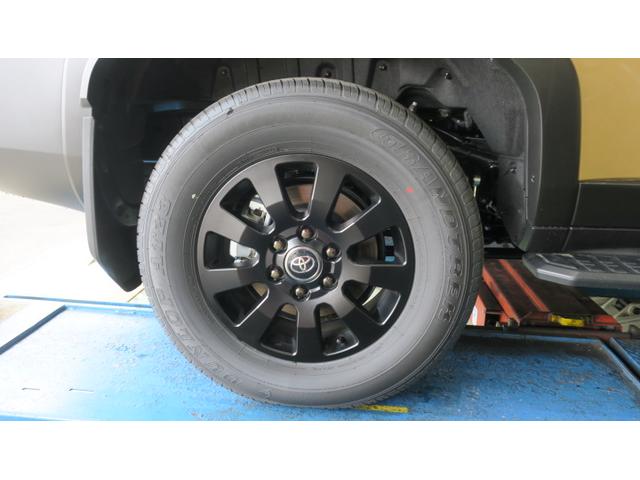 ランドクルーザー２５０ 　純正ナビ／テレビ　バックモニタ－　ビルトインＥＴＣ　デジタルインナーミラー　パワ－シ－ト　シ－トヒ－タ－　プッシュスタート　キ－レスキ－　パワ－バックドア　１８インチアルミホイール　パワ－ウインドウ（15枚目）