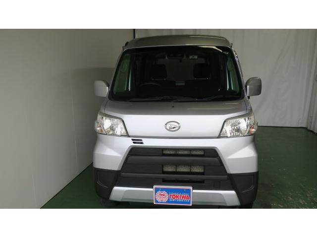 ハイゼットカーゴ 　４ＷＤ　ＡＴ車　テレビ／ナビ　バックカメラ　キ－レスエントリー　エアコン　パワステ　パワ－ウインドウ　エアバッグ　電動格納式ミラー　社外アルミホイール　ＡＢＳ（2枚目）